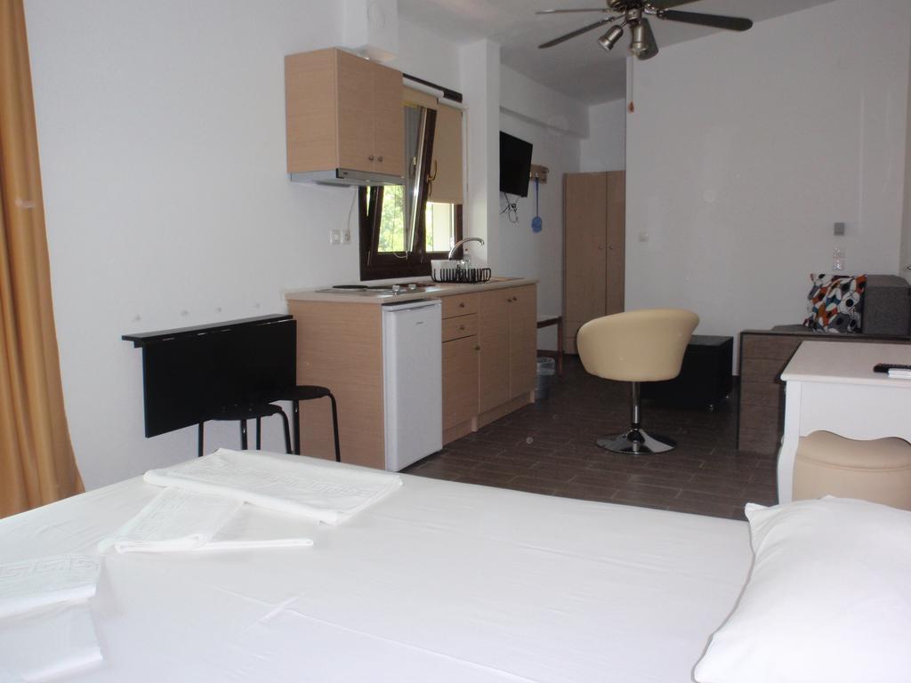 Samothráki Petrouda'S Apartments מראה חיצוני תמונה