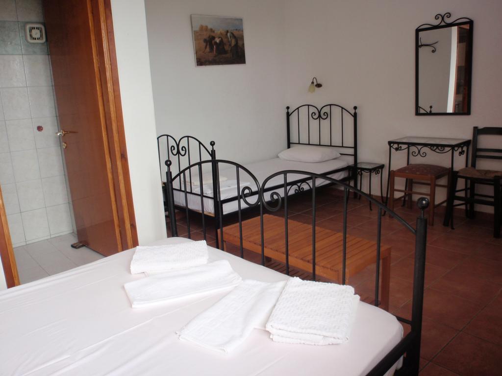 Samothráki Petrouda'S Apartments מראה חיצוני תמונה